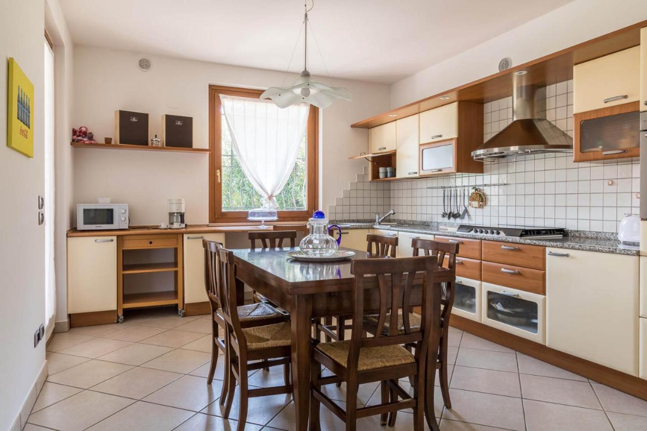 Villa Oleander Manerba del Garda Zewnętrze zdjęcie